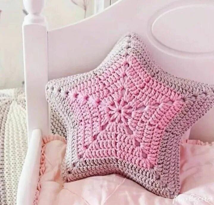 Подушка крючком схема фото Подушка звезда крючком Crochet pillow, Crochet pillows, Diy crochet patterns