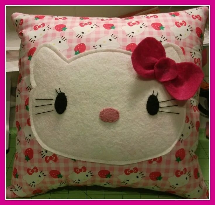 Подушка своими руками выкройки фото HELLO KITTY PILLOW Hello kitty pillow, Hello kitty, Hello kitty crafts