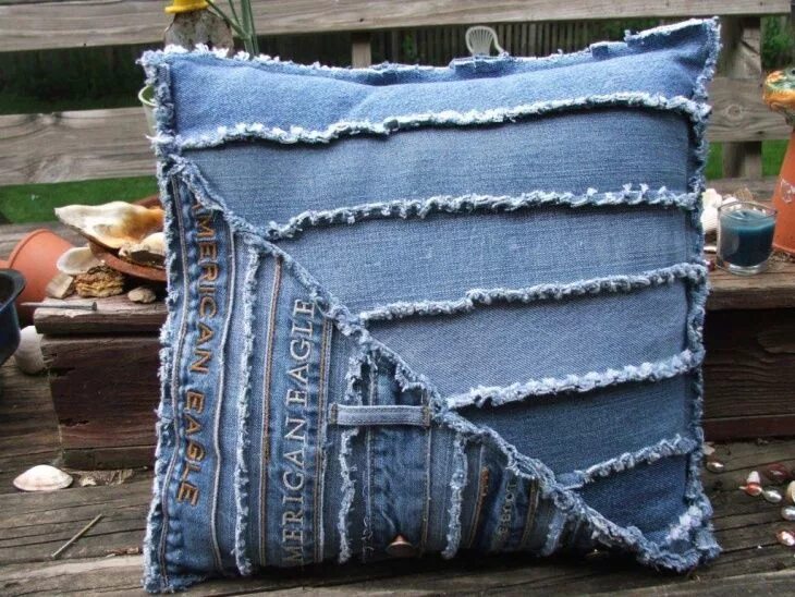 Подушки из джинс фото Джинсовые подушки (подборка) Denim pillow, Pillow cases diy, Diy pillows