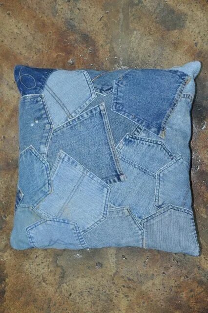 Подушки из джинс своими руками выкройки FOCAL POINT STYLING Denim crafts, Blue jeans crafts, Denim quilt