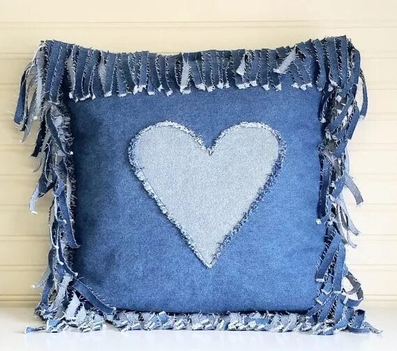 Подушки из джинсы фото Upcycled Denim Pillow Handmade From Recycled Blue Jean Denim Etsy Denim pillow, 