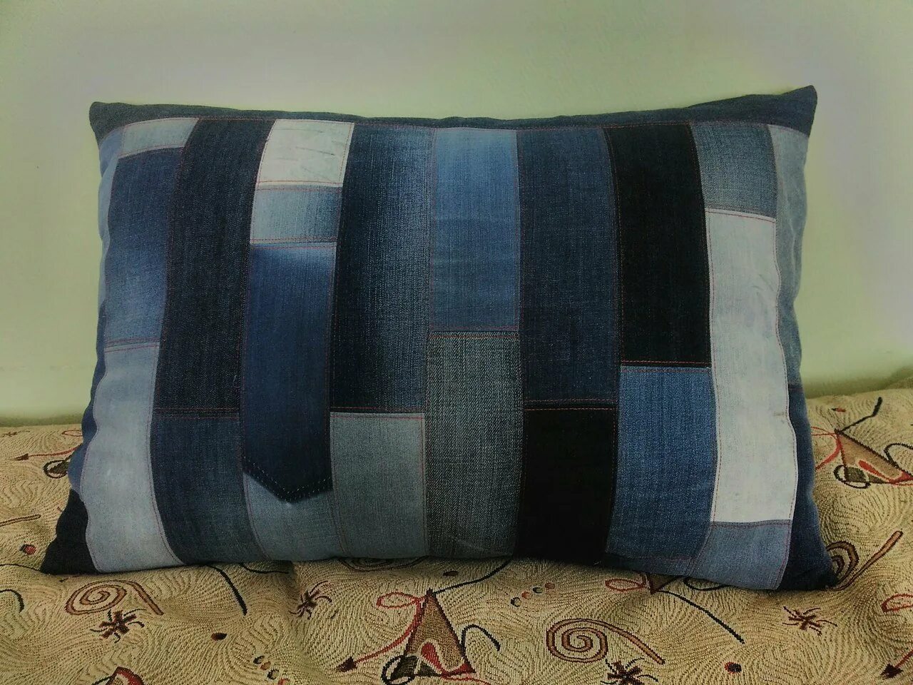 Джинсовые подушки (подборка) Denim pillow, Pillow cases diy, Diy pillows