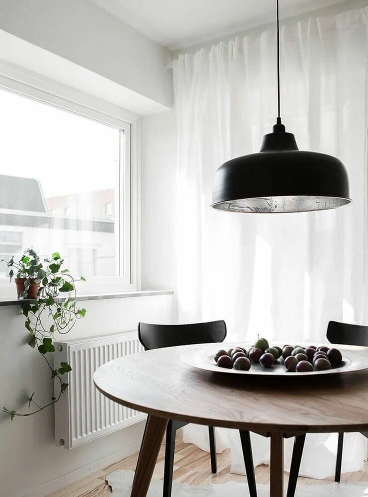 Подвесной светильник в интерьере кухни Sala de Jantar Moderna: Saiba como Decorar +65 Modelos Scandinavian dining room,