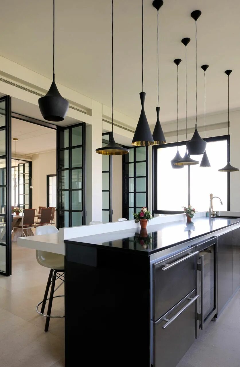 Подвесной светильник в интерьере кухни Architecture Adds Square Footage but Keeps Character - Design Milk Eclectic hous