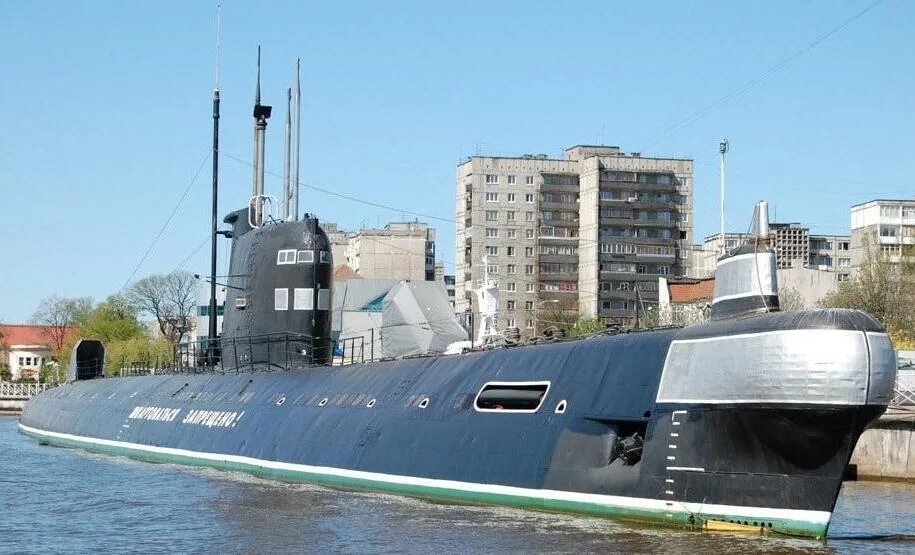 Подводная лодка в калининграде фото Подводная лодка-музей Б-413. Описание, фото и видео, оценки и отзывы туристов. Д
