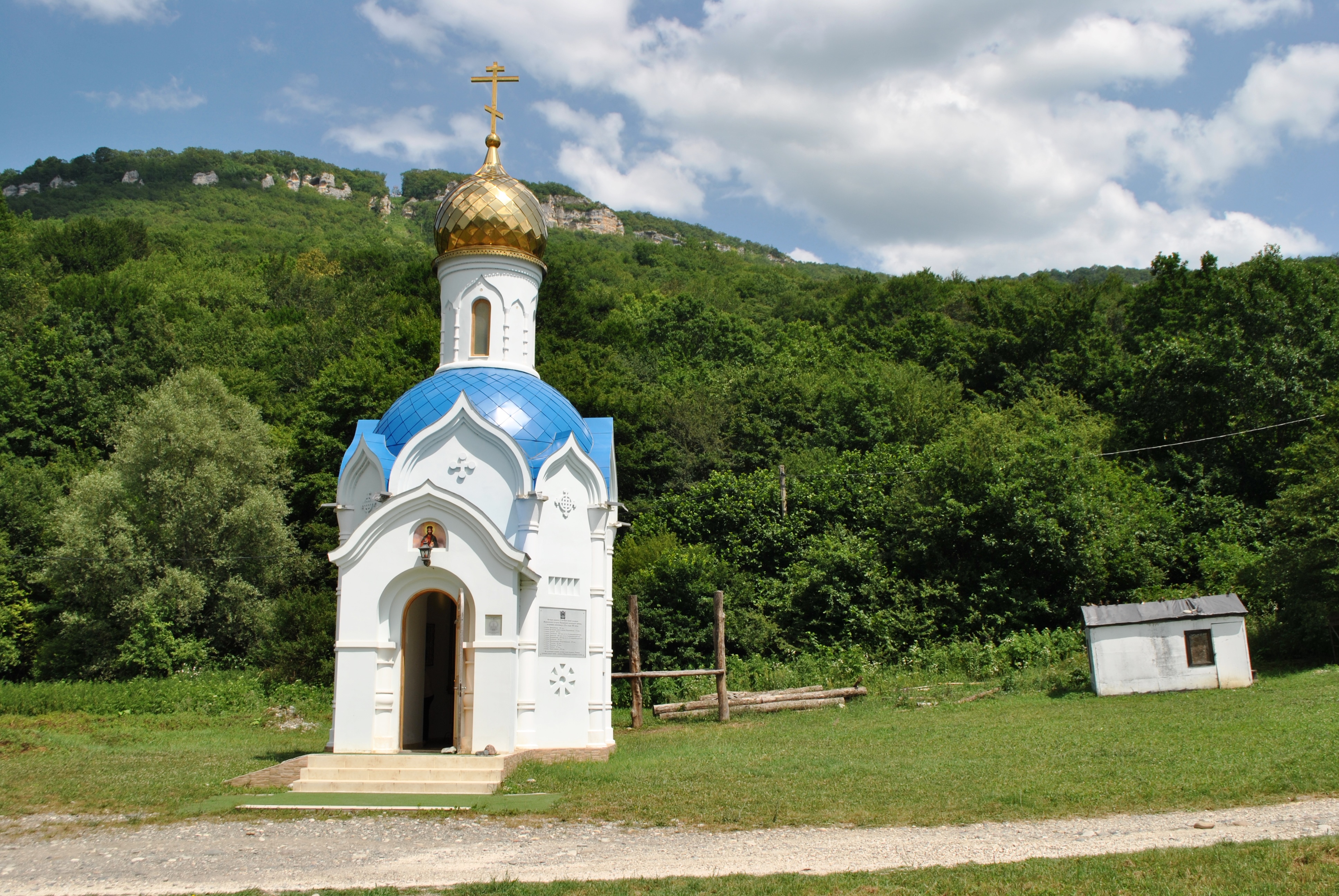 Подземный монастырь республика адыгея майкопский район фото Фото: Часовня Всех Святых, православный храм, Республика Адыгея, Майкопский райо