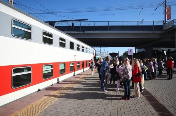 Поезд 358 фото Одни любят смотреть спектакль из партера, другие предпочитают бельэтаж. Поездка 