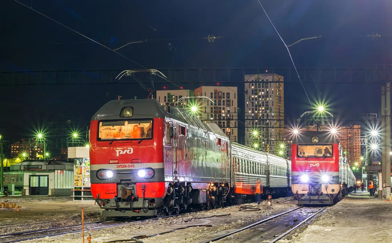 Поезд финист екатеринбург тюмень фото ЭП2К-045; ЭП2К-123 - Фото - RailGallery