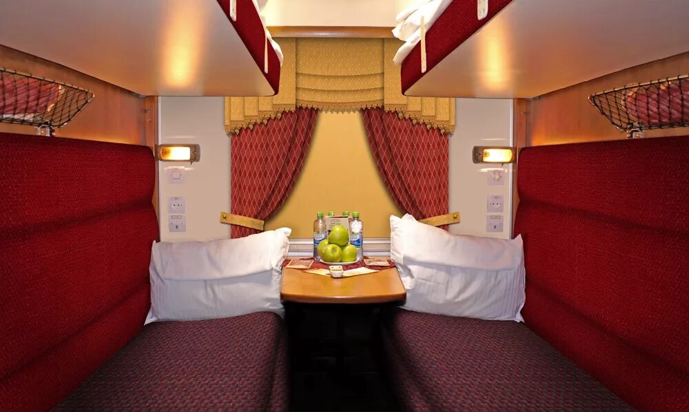 corredor da carruagem - Picture of Grand Express Train, Moscow - Tripadvisor