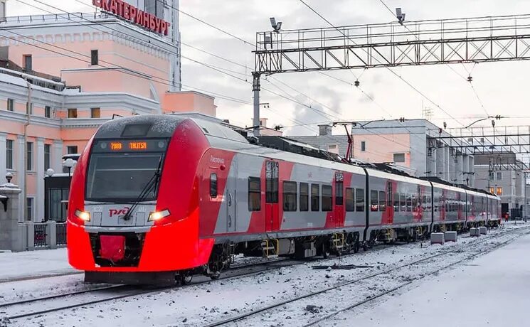 Поезд ласточка екатеринбург фото Перезапуск с ускорением. "Ласточки" Екатеринбург—Пермь возвращаются в расписание