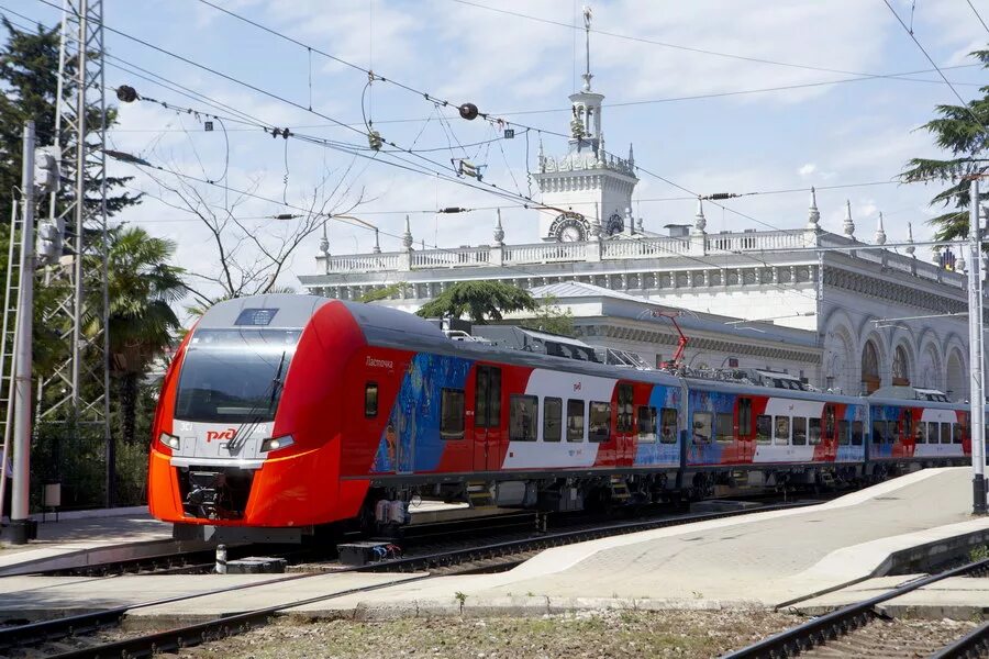 Поезд ласточка сочи анапа фото В Сочи изменилось расписание движения пригородных "Ласточек" - sochi-express.ru