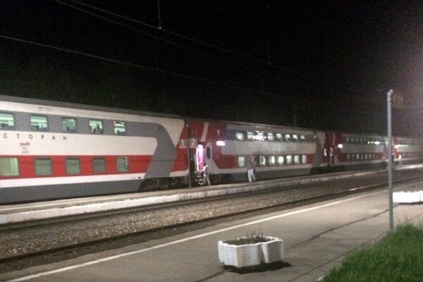 Поезд москва брянск фото Двухэтажный поезд Москва - Брянск задержали в Калуге из-за инцидента "Калужские 