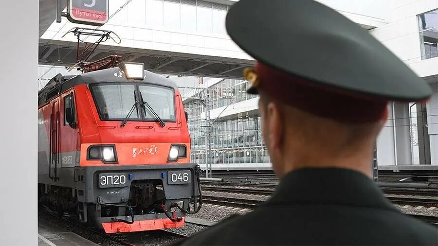 Поезд москва нижний новгород фото В поезде Москва - Нижний Новгород мужчина выстрелил в пассажира Новости Известия