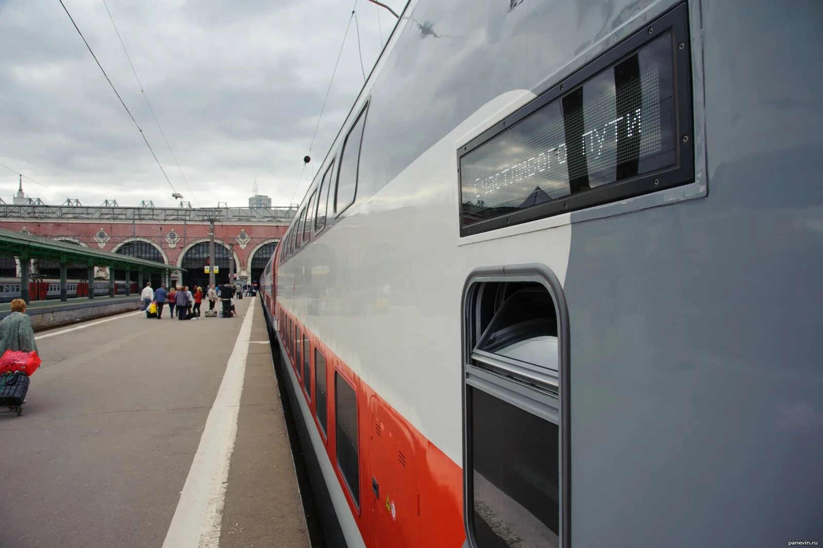 Поезд москва россия фото Счастливого пути! фото - Железнодорожный транспорт - Фотографии и путешествия © 