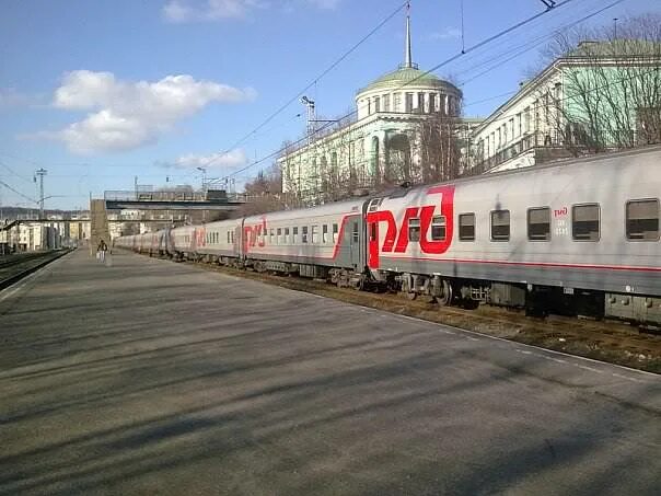 Поезд мурманск санкт петербург фото Фирменный поезд "Арктика" отмечает день рождения