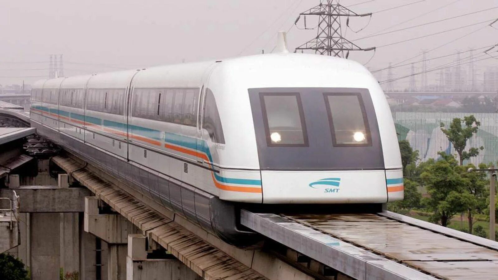 Поезд на магнитной подушке фото Japan Reveals Details Of New 'Floating' Trains Science & Tech News Sky News