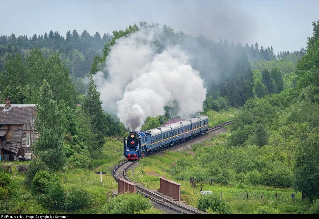 Поезд рускеала фото Russian Railways Steam 4-8-4 at Sortavala, Karelia