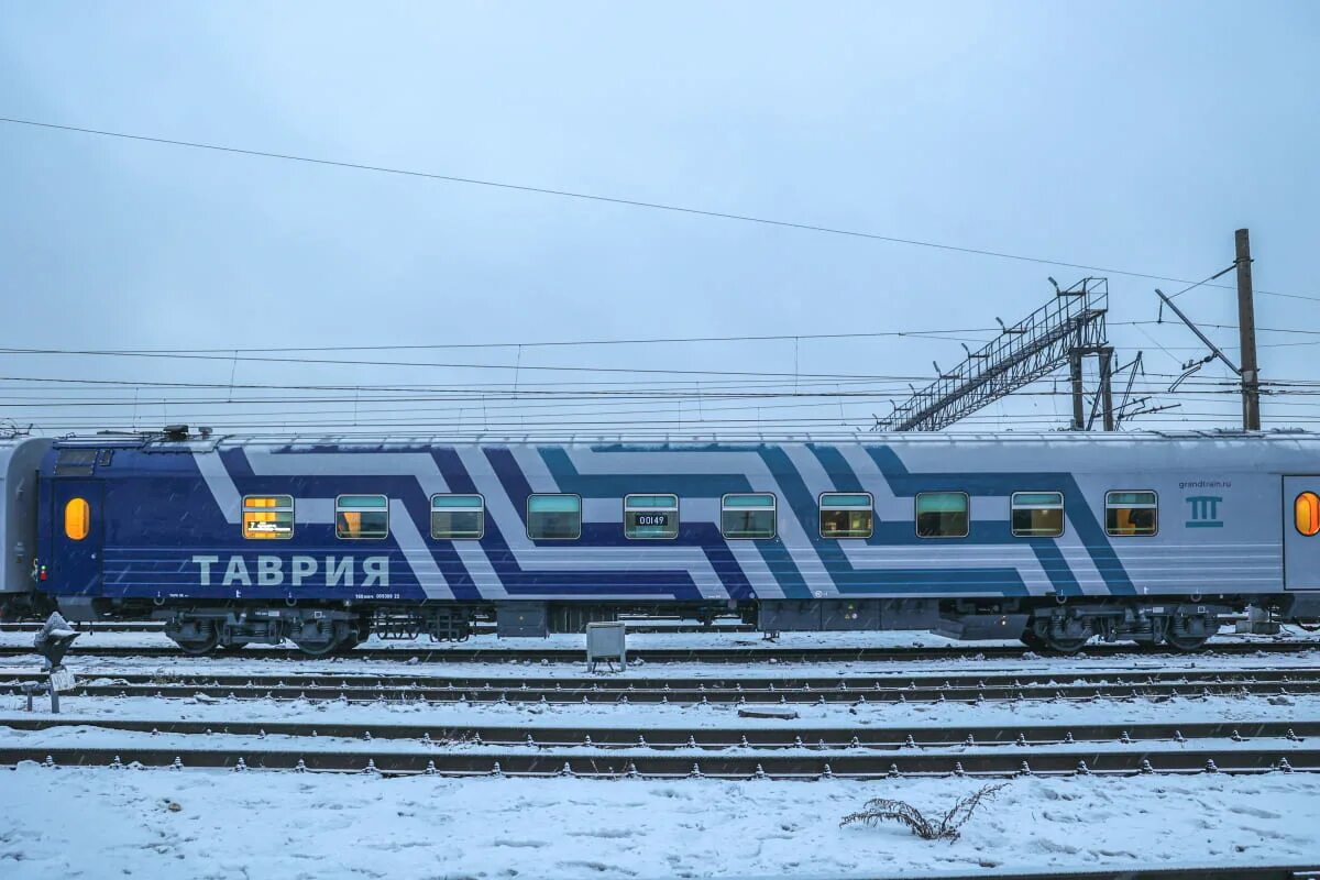 Поезд санкт петербург таврия фото Новые вагоны "Таврии" отправляются в путь впервые с 2020 года