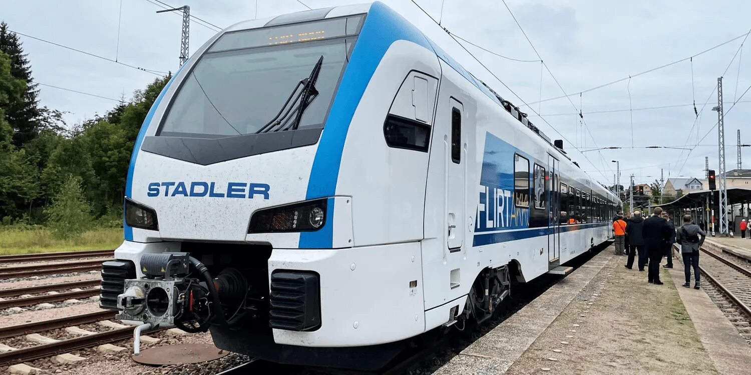 Поезд штадлер фото Charged EVs Deutsche Bahn orders 44 Stadler battery-electric trains - Charged EV