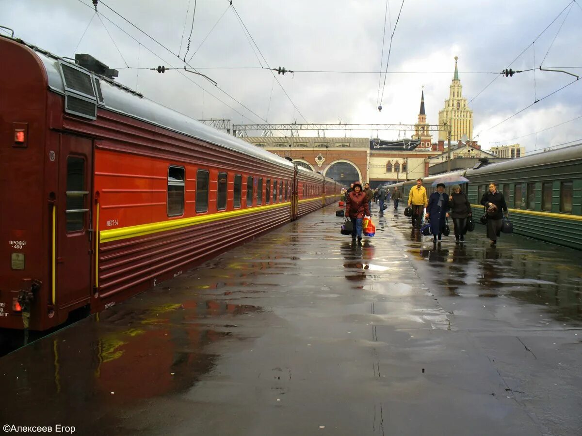 Поезд южный урал фото Картинки ПОЕЗД МОСКВА СВЕРДЛОВСК