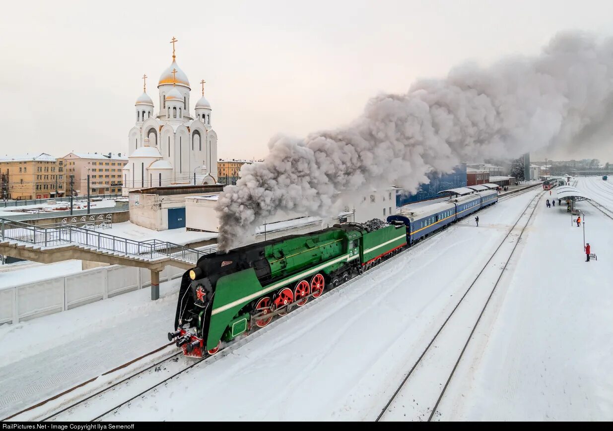 Поезда иваново фото RailPictures.Net Photo: Russian Railways Steam 4-8-4 at Ivanovo, Russia by Ilya 