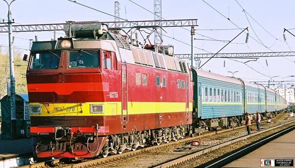 Поезда кургана фото #уникальныепоезда Today we will talk about the branded train No089/090 "Trans-Ur