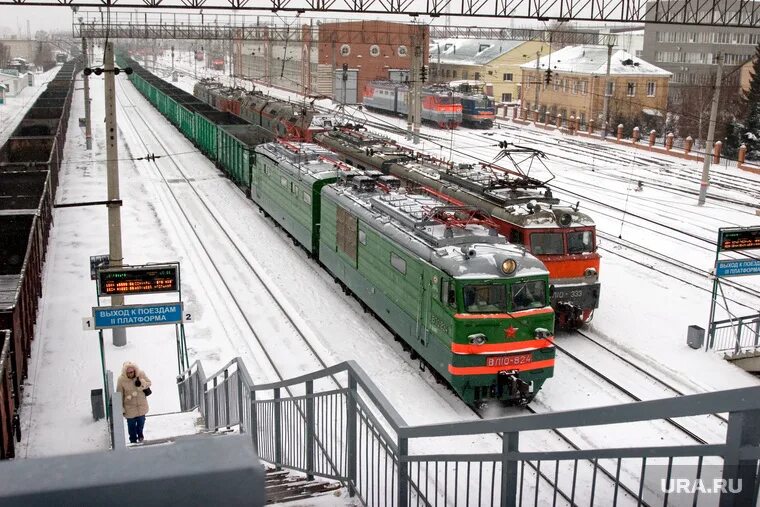 Поезда кургана фото В Зауралье ищут мать-убийцу, выбросившую младенца на рельсы - URA.RU