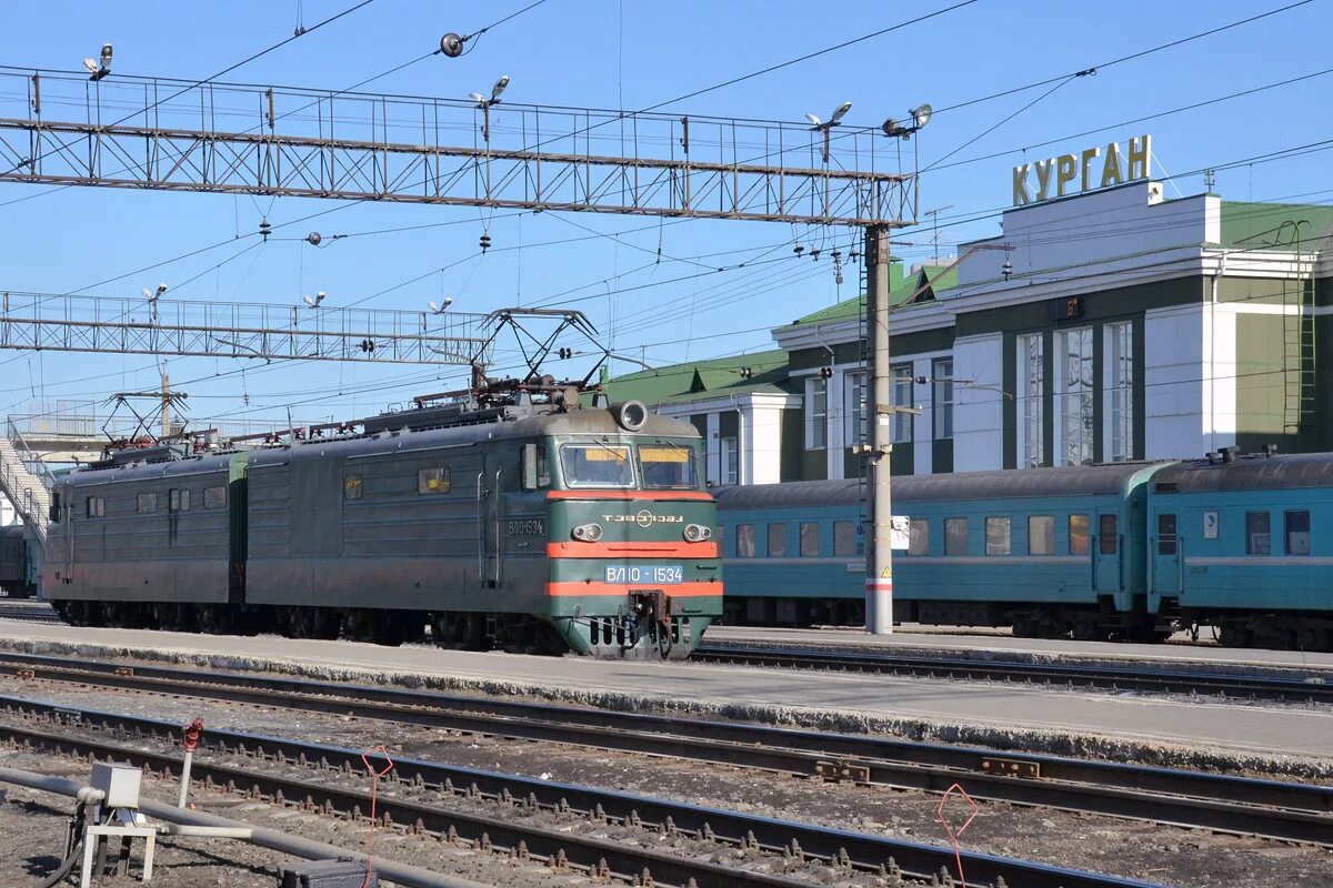 Поезда кургана фото ВЛ10-1534 - Photo - RailGallery