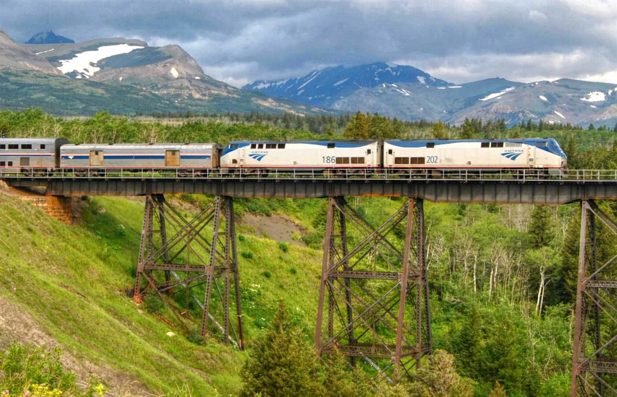 Поезда мост фото How to Prepare for a Train Trip to Glacier National Park Train route, Scenic tra