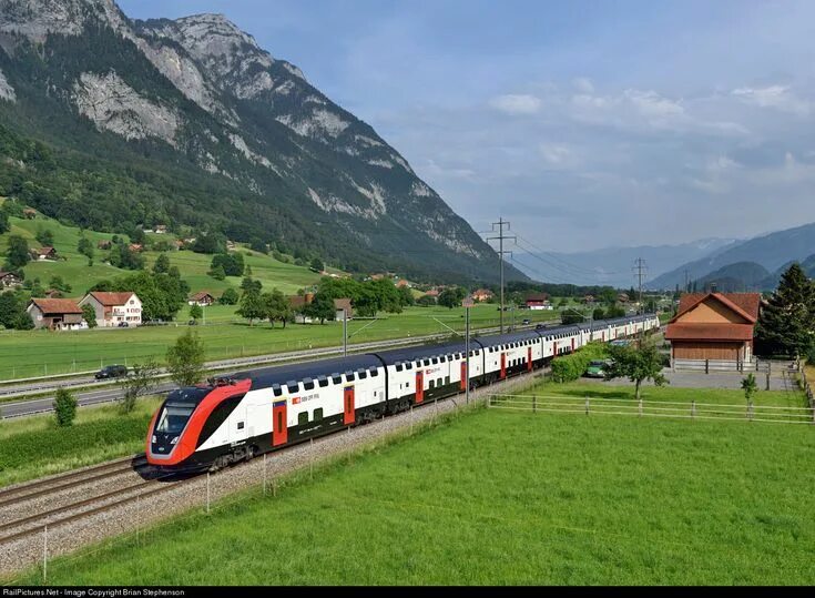 Поезда високе мито фото 502 205-3 SBB RABe 502 at Flums, Switzerland by Brian Stephenson Switzerland, Sw