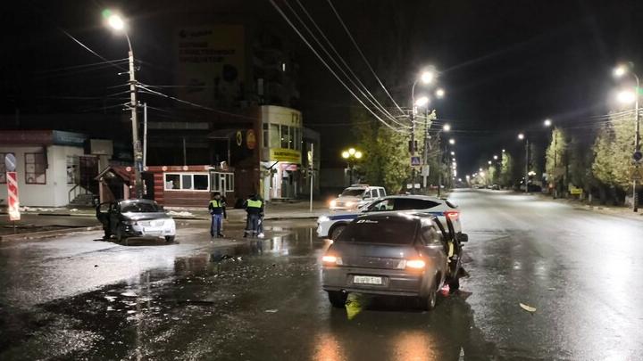 Похитили женщину в саратове фото В Балакове в ДТП пострадала молодая женщина - Новости Саратова сегодня - Saratov