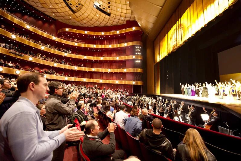 Поход в театр фото Shen Yun Moves the Hearts of Chinese People at Lincoln Center in New York (Photo