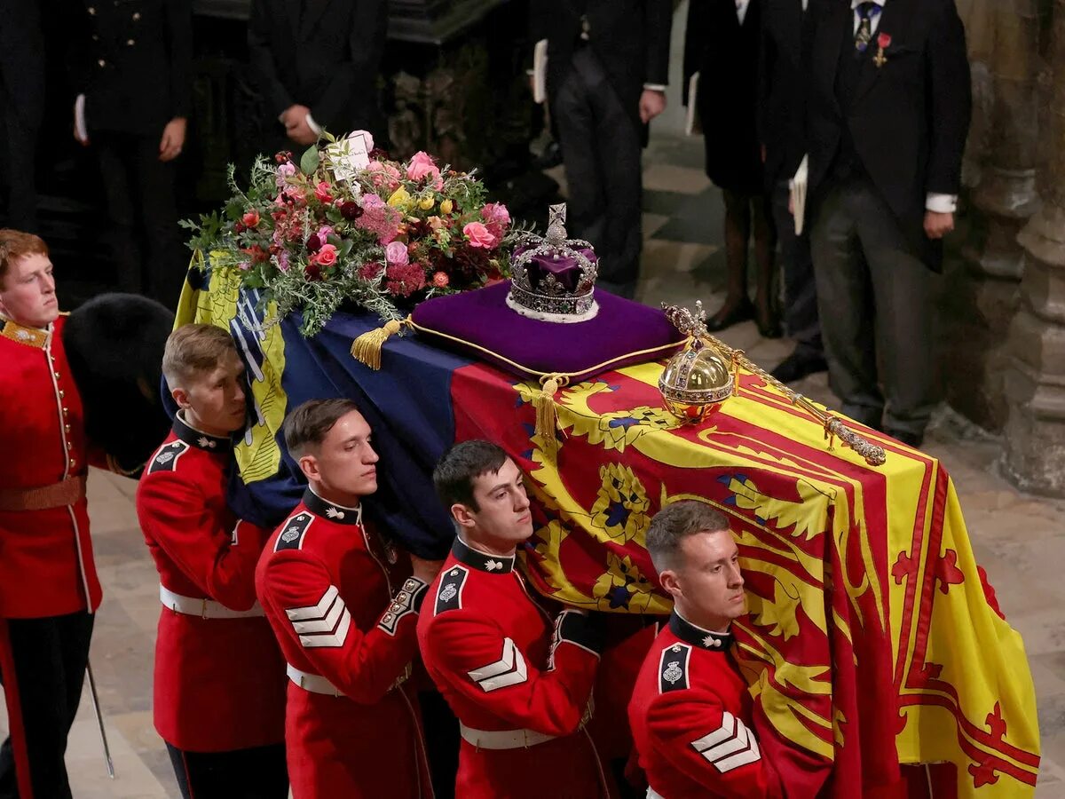 Похороны елизаветы 2 королевы англии фото Queen’s funeral in pictures: Royals unite in grief as they bid farewell to Brita