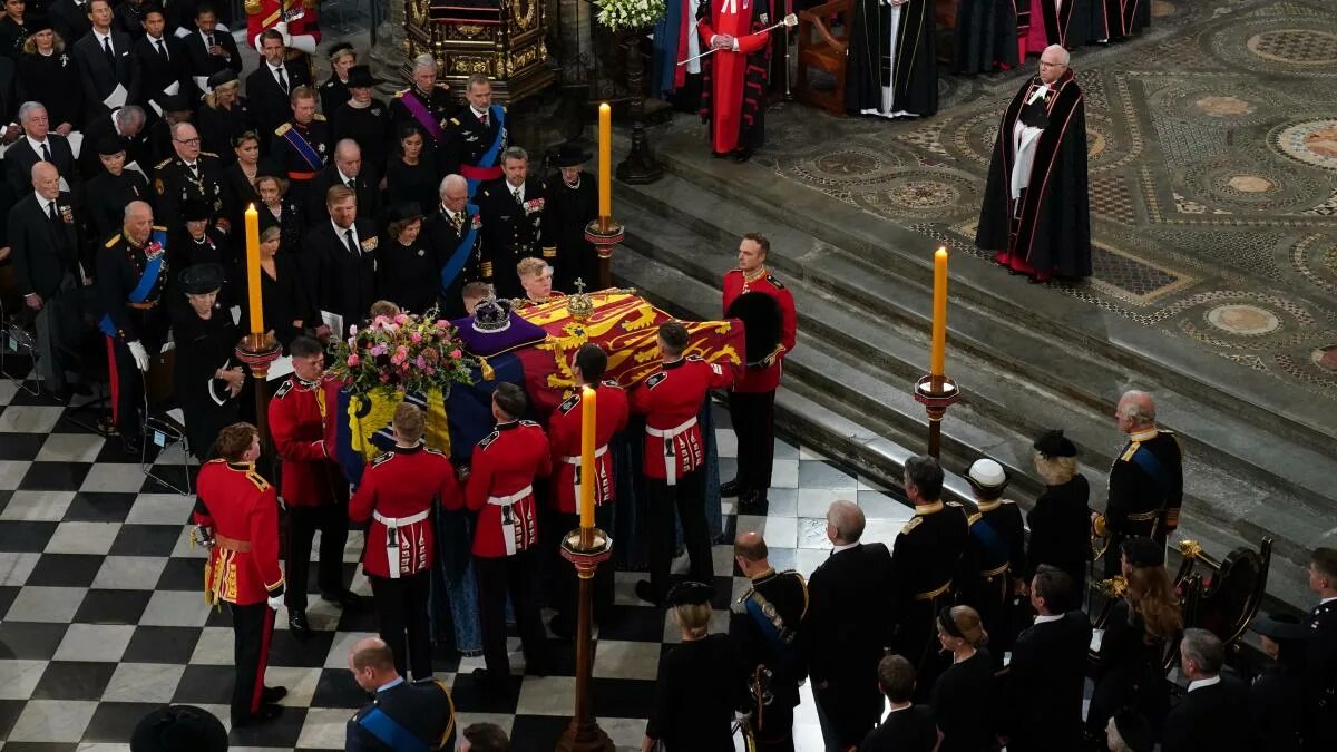 Похороны королевы елизаветы 2 фото Queen’s funeral music contains echoes of happier times