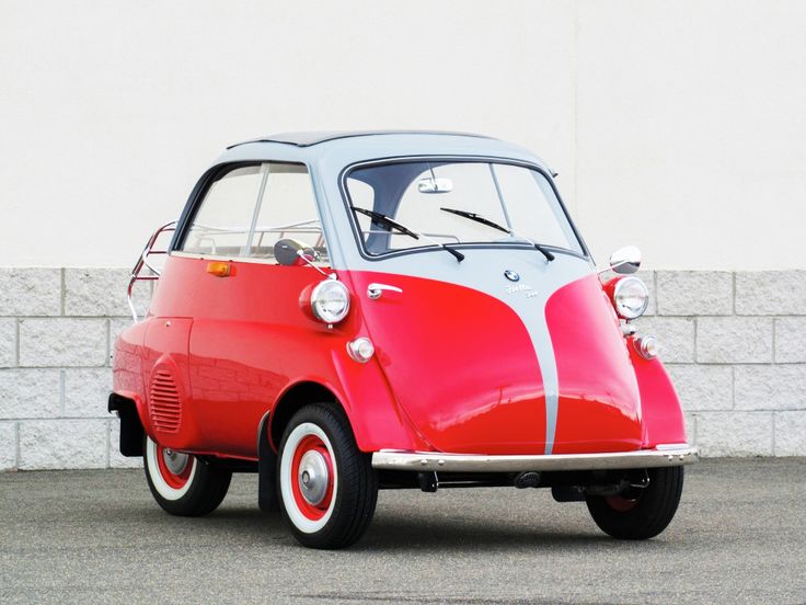 Похожие машины фото Tiny BMW Makes Us Long for the Days When Cars Were Cool Bmw isetta, Tiny cars, B