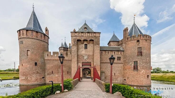 Поиск замка по фото Kasteel, Kasteel ruïnes, Kasteel huis