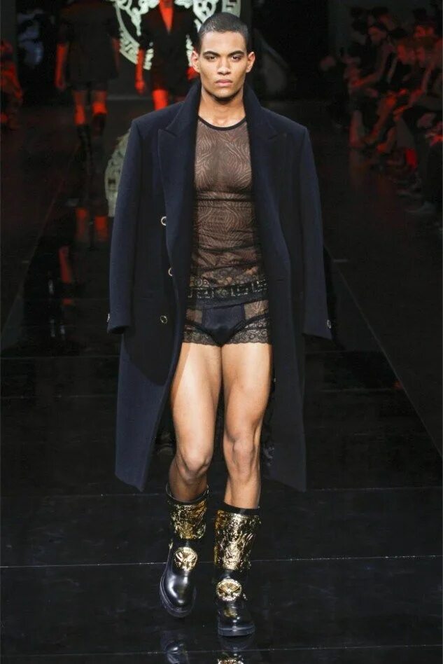 Показ мод мужское нижнее белье Versace Fall/Winter 2013 Milan Fashion Week - The Fashionisto Fashion, Versace, 