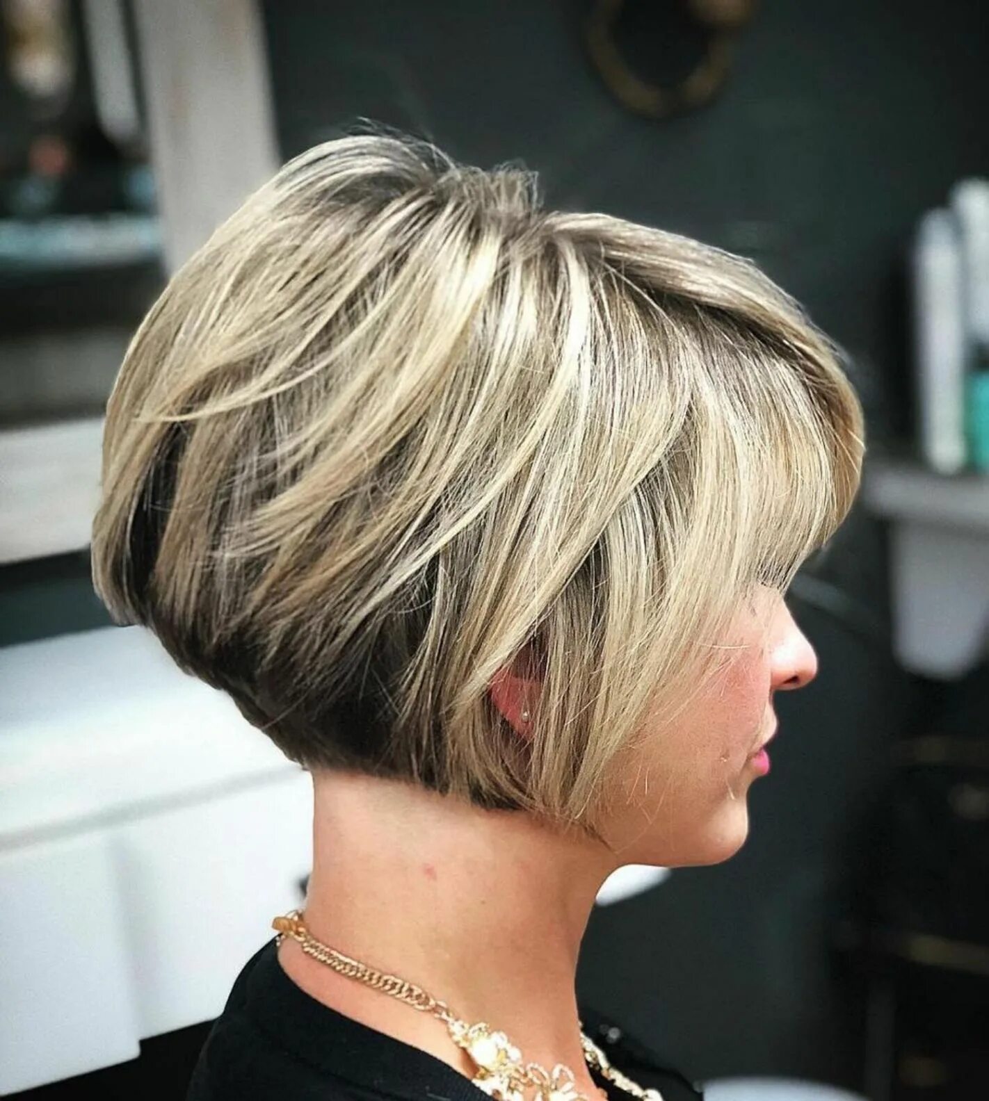 Показать боб каре стрижки волос 60 Trendy Layered Bob Haircuts to Try in 2024 Bobs for thin hair, Bob hairstyles