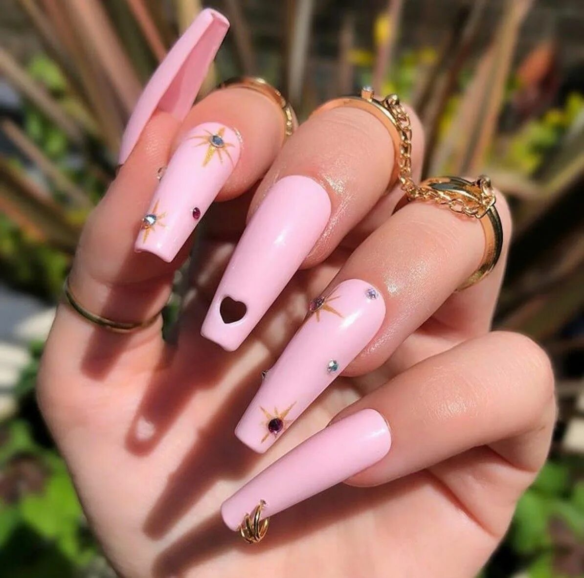 Показать дизайн ногтей Необычный дизайн маникюра на длинные ногти Pastel nails designs, Valentine's day