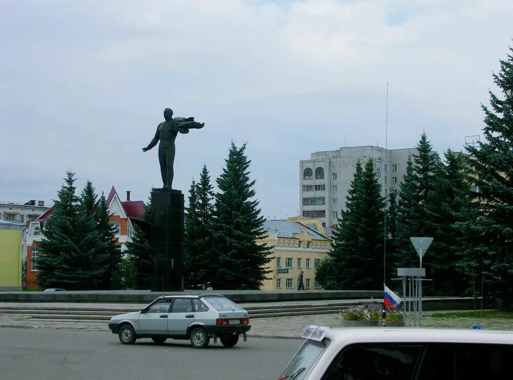 Показать фото города гагарин Глава города гагарин