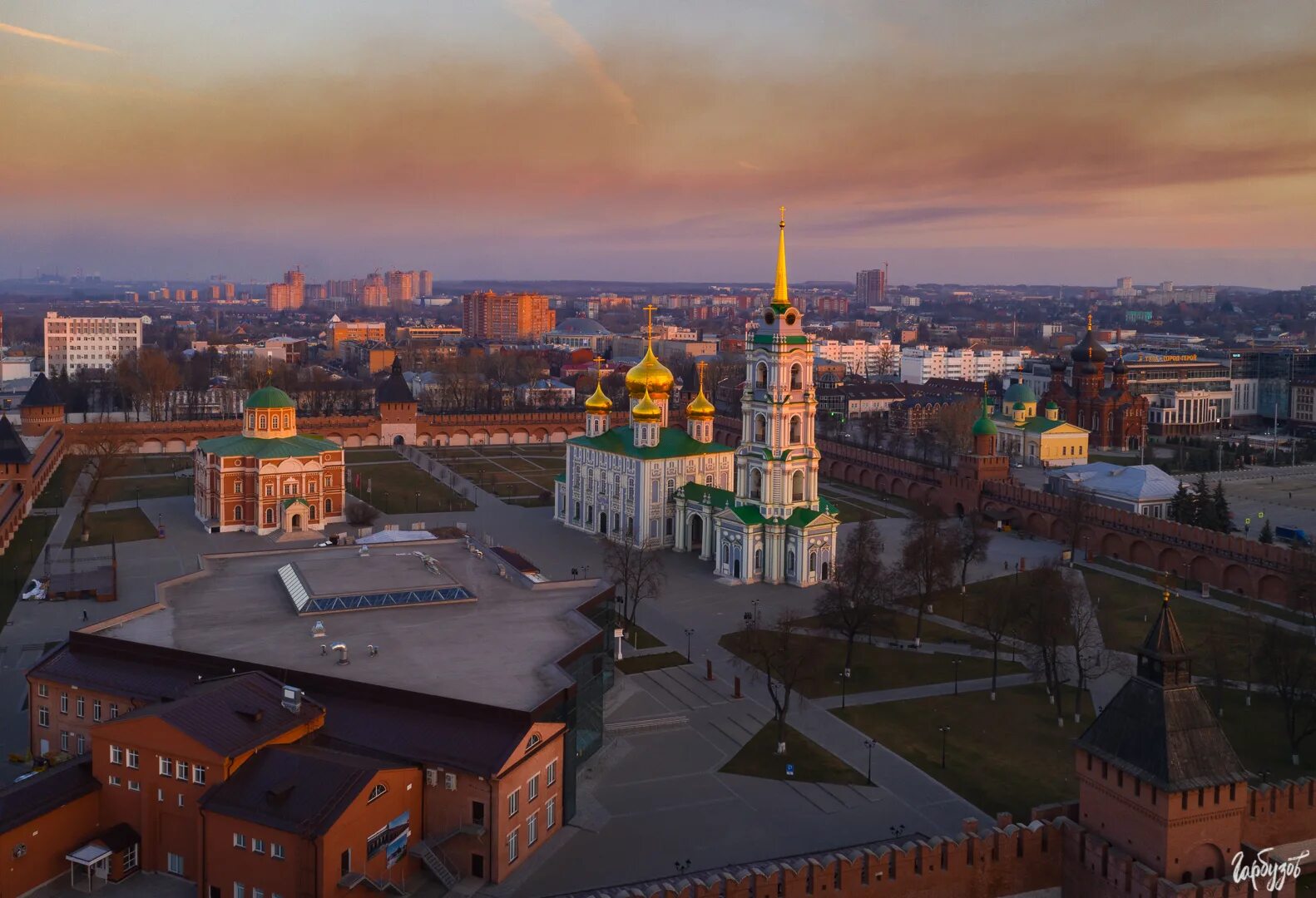 Показать фото города тула Тульский Кремль с воздуха - Фотограф Илья Гарбузов