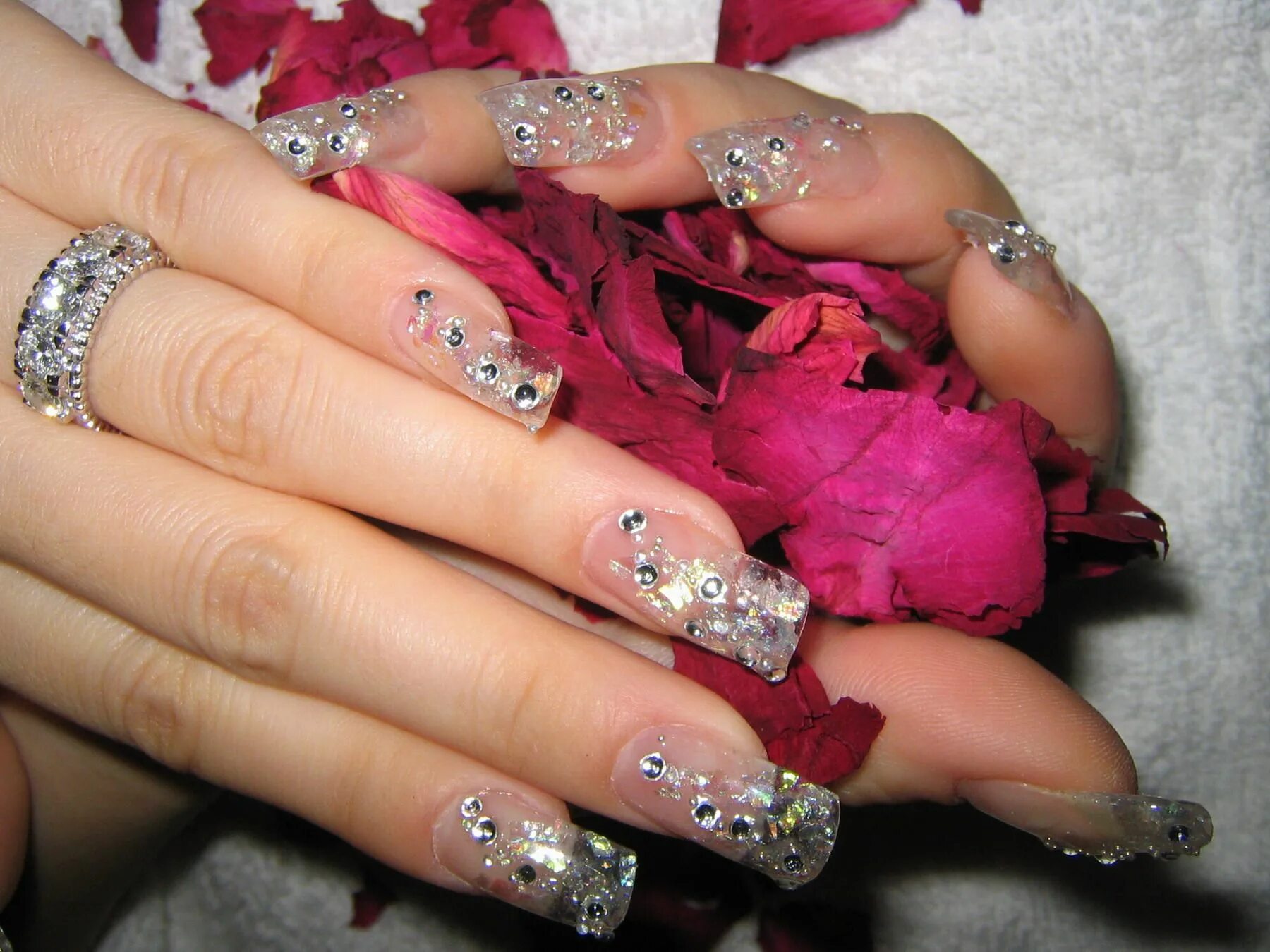 Показать фото наращивания ногтей Nail color Nail art rhinestones, Nail colors, Wedding nails