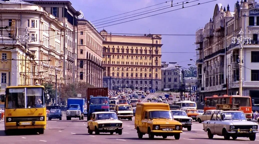 Показать фото улица советская Как изменился облик советских городов Репортажи из СССР Дзен