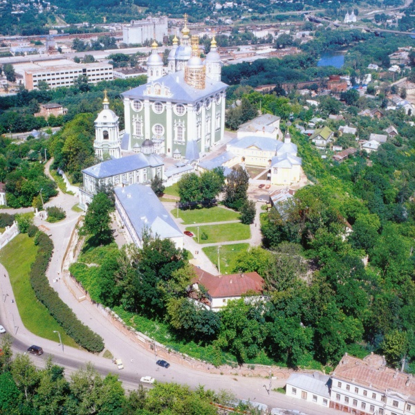 Показать город смоленск фото Центр Смоленска: Уникальные фотографии города Архитектура храмов и соборов Фотоа