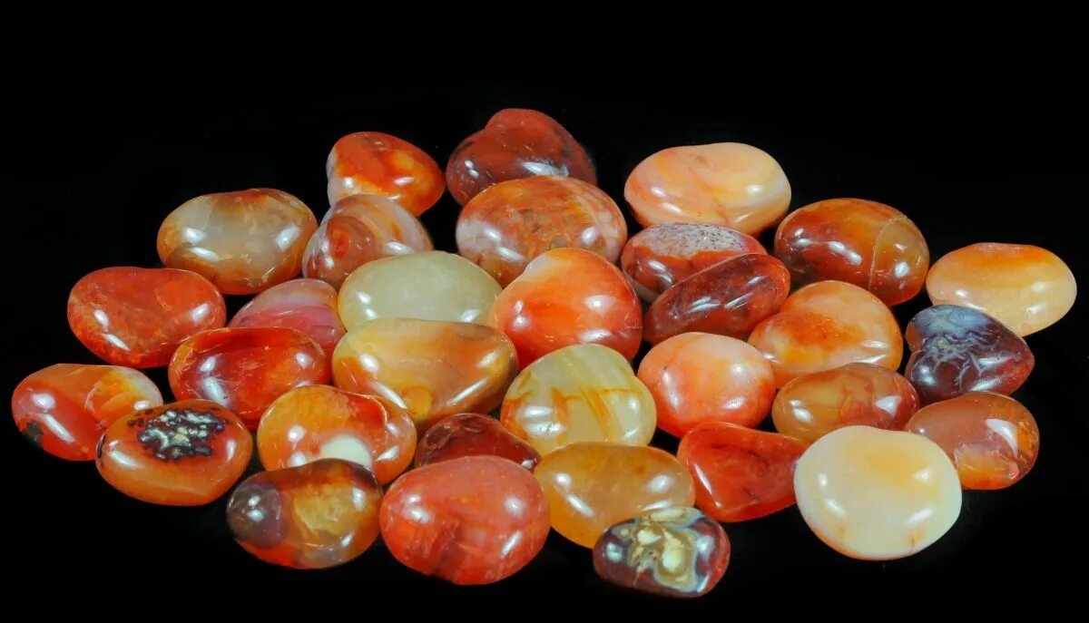 Показать камень сердолик как выглядит Carnelian: Formation, Characteristics, and Folklore - Owlcation