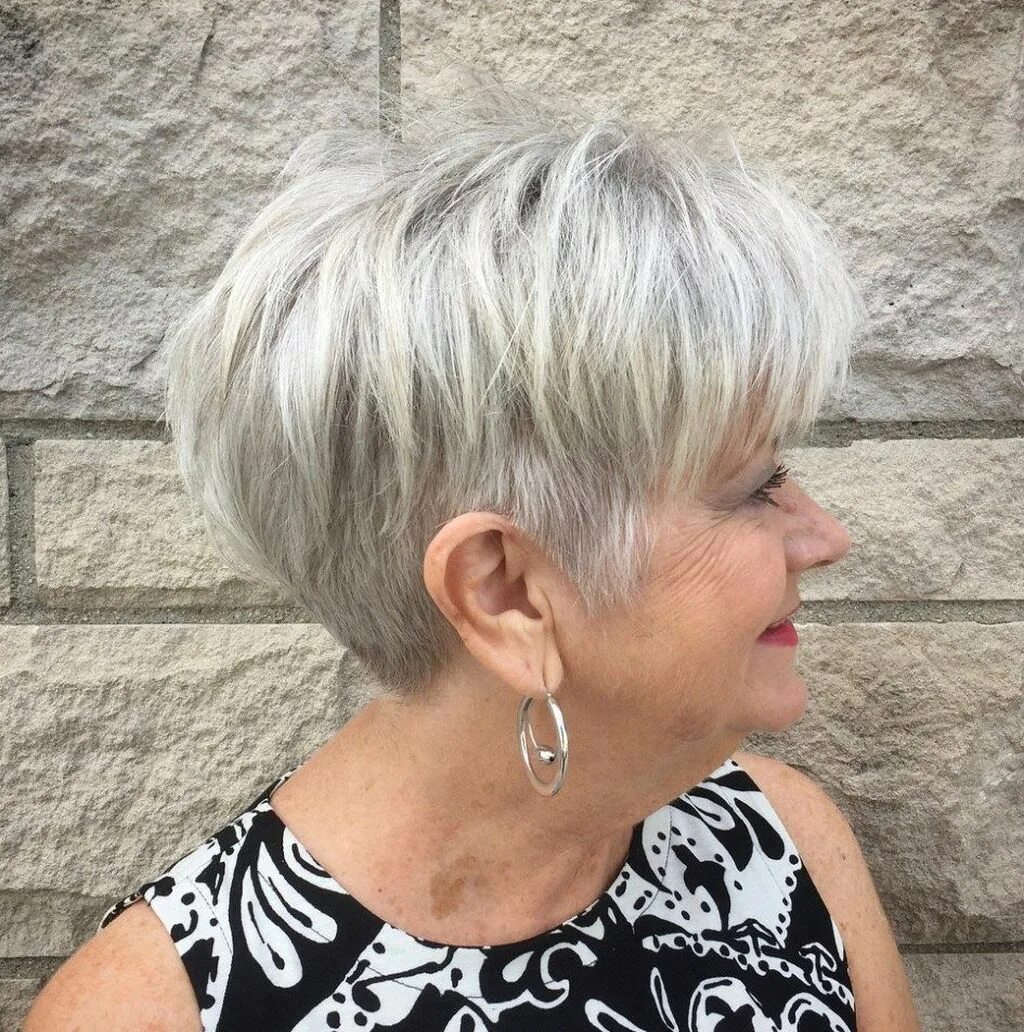 Показать короткие стрижки для женщин 60 44 Pretty Grey Hairstyle Ideas For Women Short hair over 60, Chic short haircuts