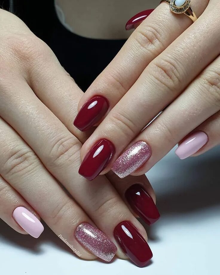 Показать красивый маникюр гель 16 Best Red Nails For Every Occasion Квадратные ногти, Короткие квадратные ногти