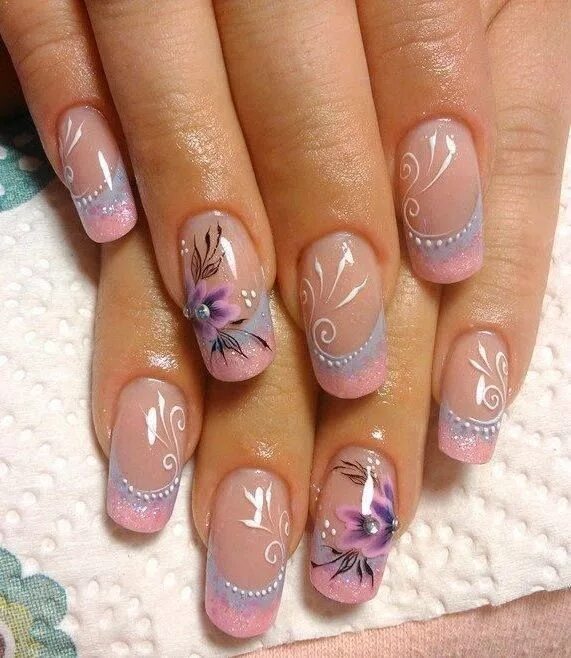 Показать красивый маникюр с рисунком I Love Manicures !!! Дизайнерские ногти, Красивые ногти, Цветочные ногти