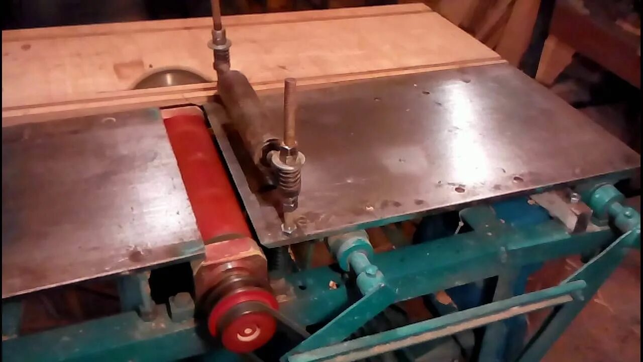 Показать самодельные станки YouTube Machine shop projects, Metal working tools, Diy workbench