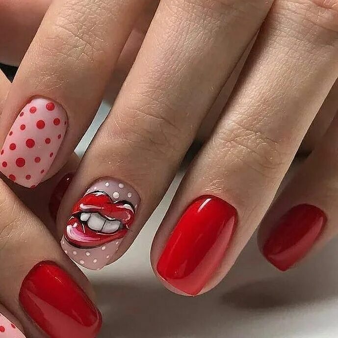 Покажи дизайн ногтей на маникюр Pin de Anya Bandilova en Nails Manicura de uñas, Uñas de brillo dorado, Dibujos 